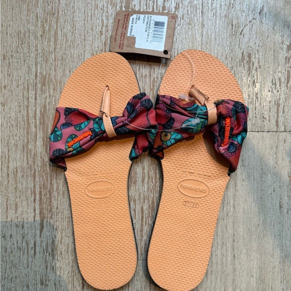 Havaianas Shoes - NWT HAVAIANAS Peach Brazil Authentic Flip Flops Sandals
